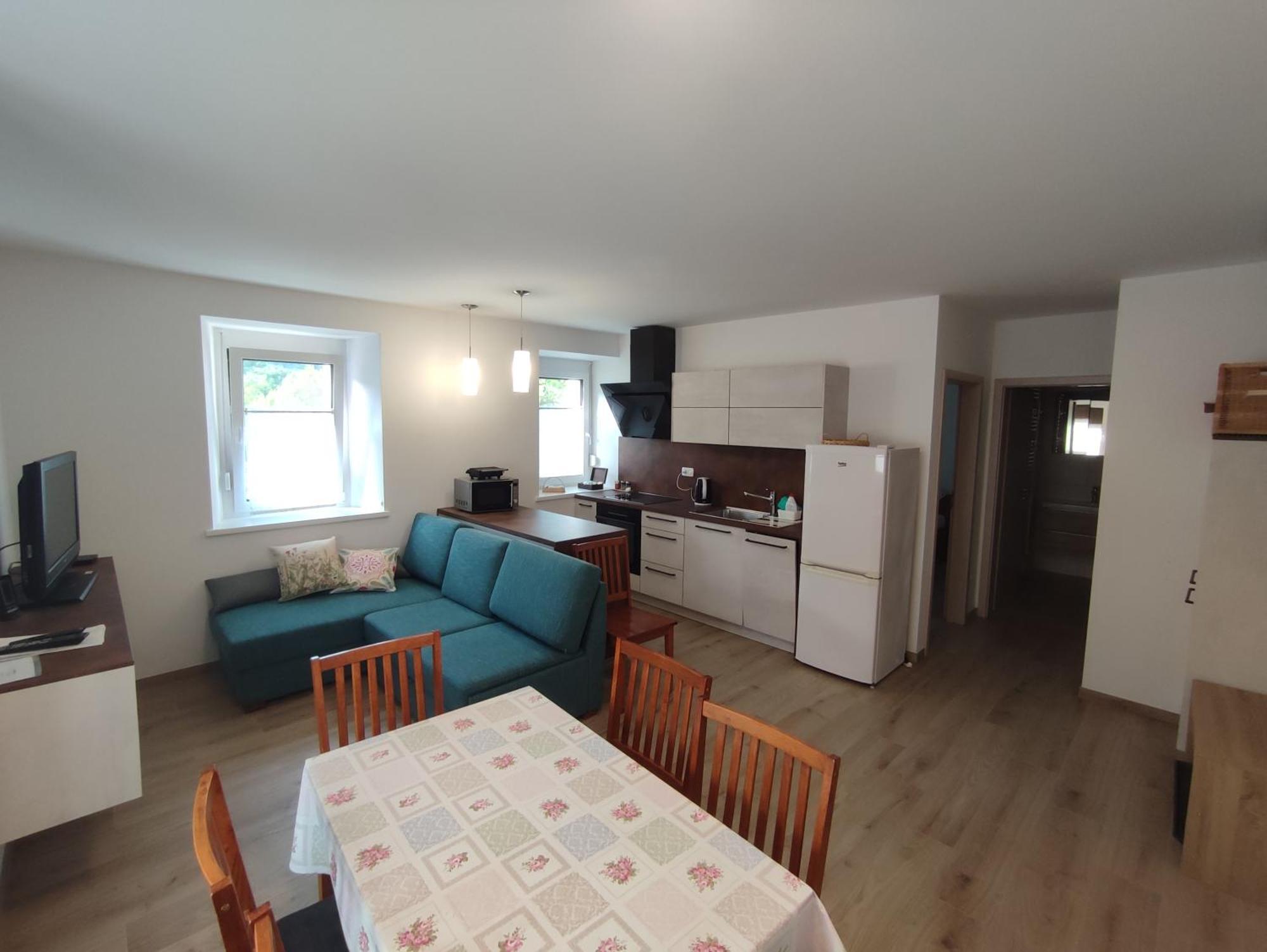 Apartma Moser Podnanos Экстерьер фото
